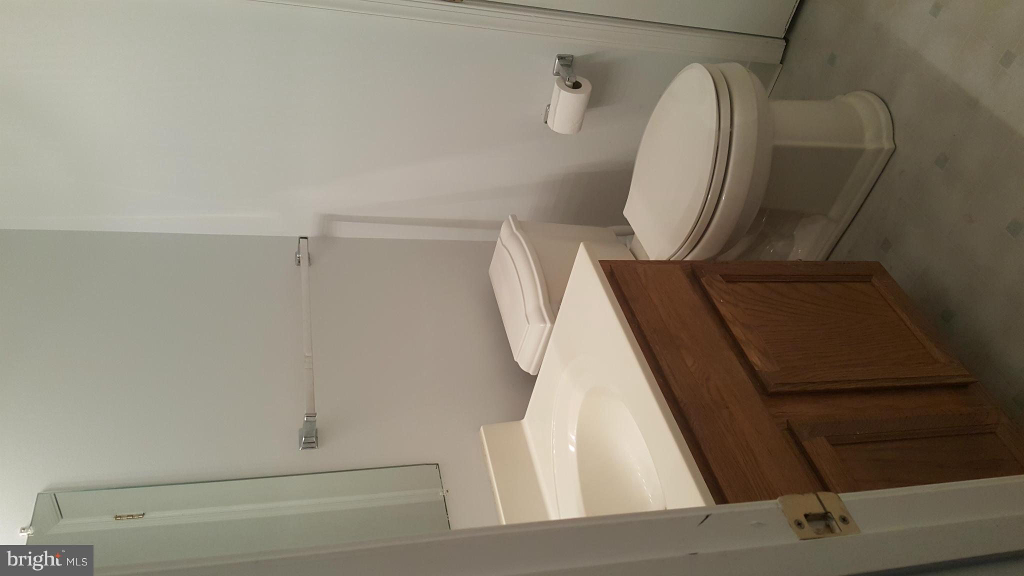 FRANKLIN FARM - Residential Lease