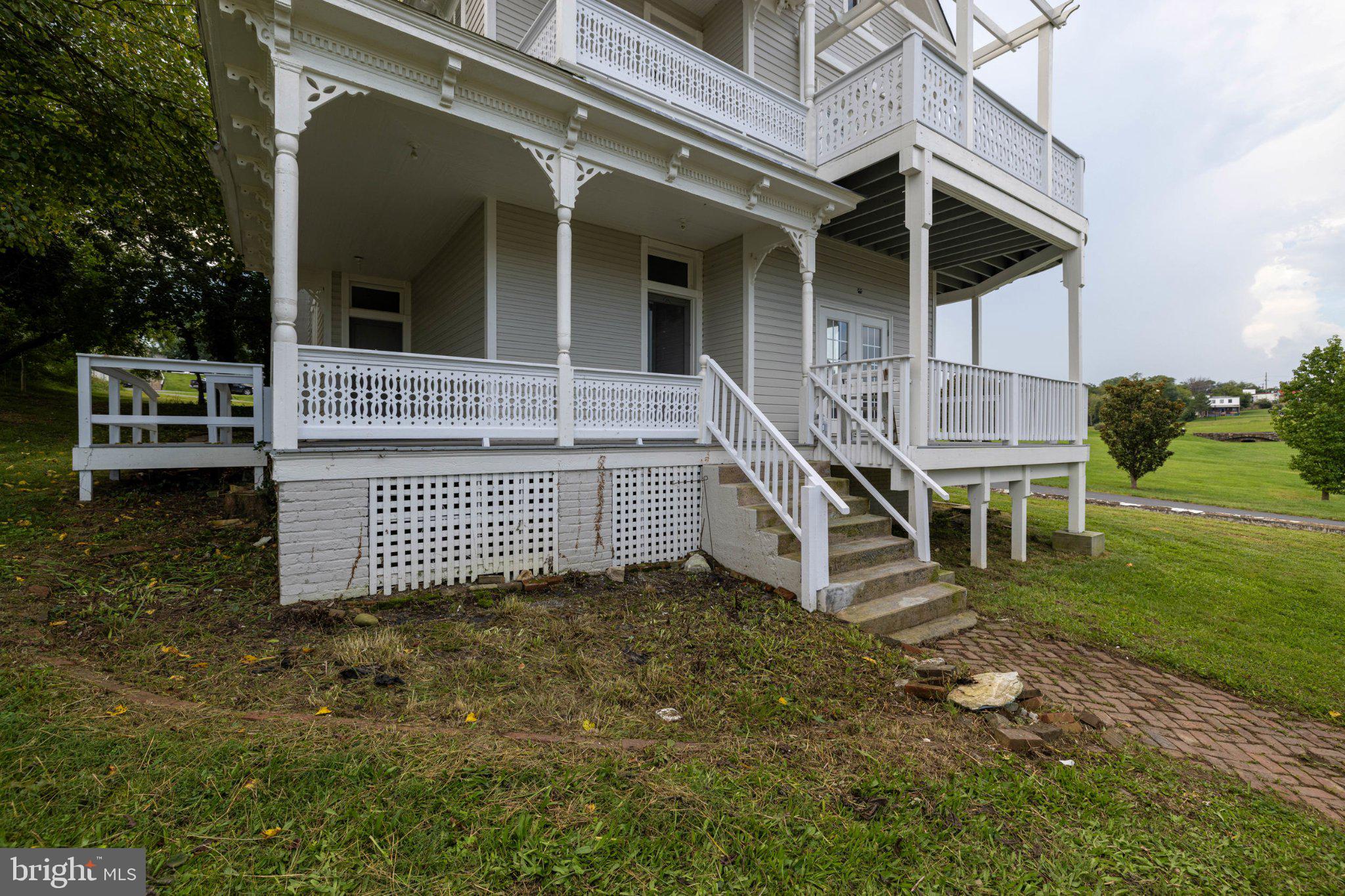 333 W MAIN STREET