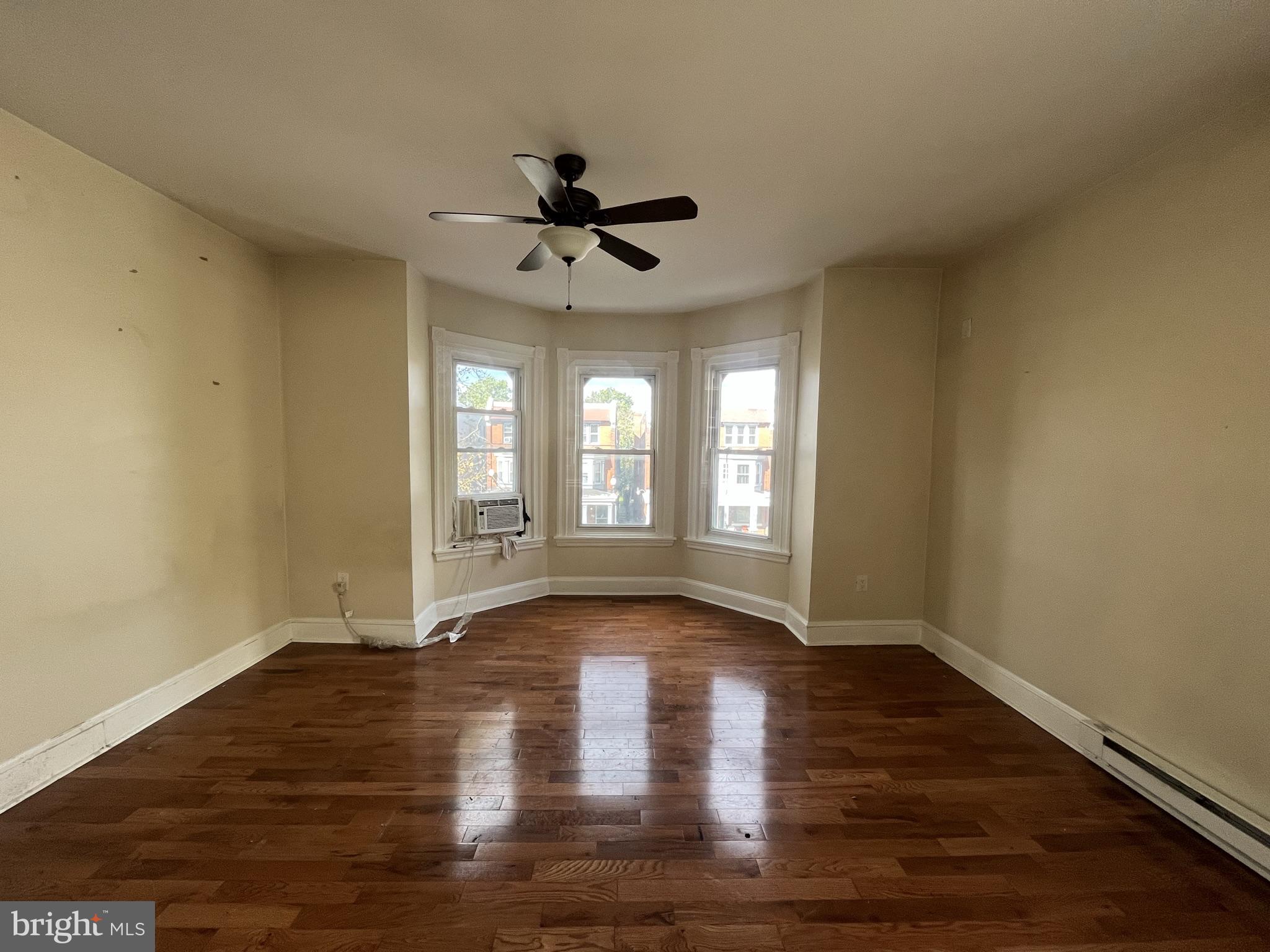 WALNUT HILL - Residential Lease