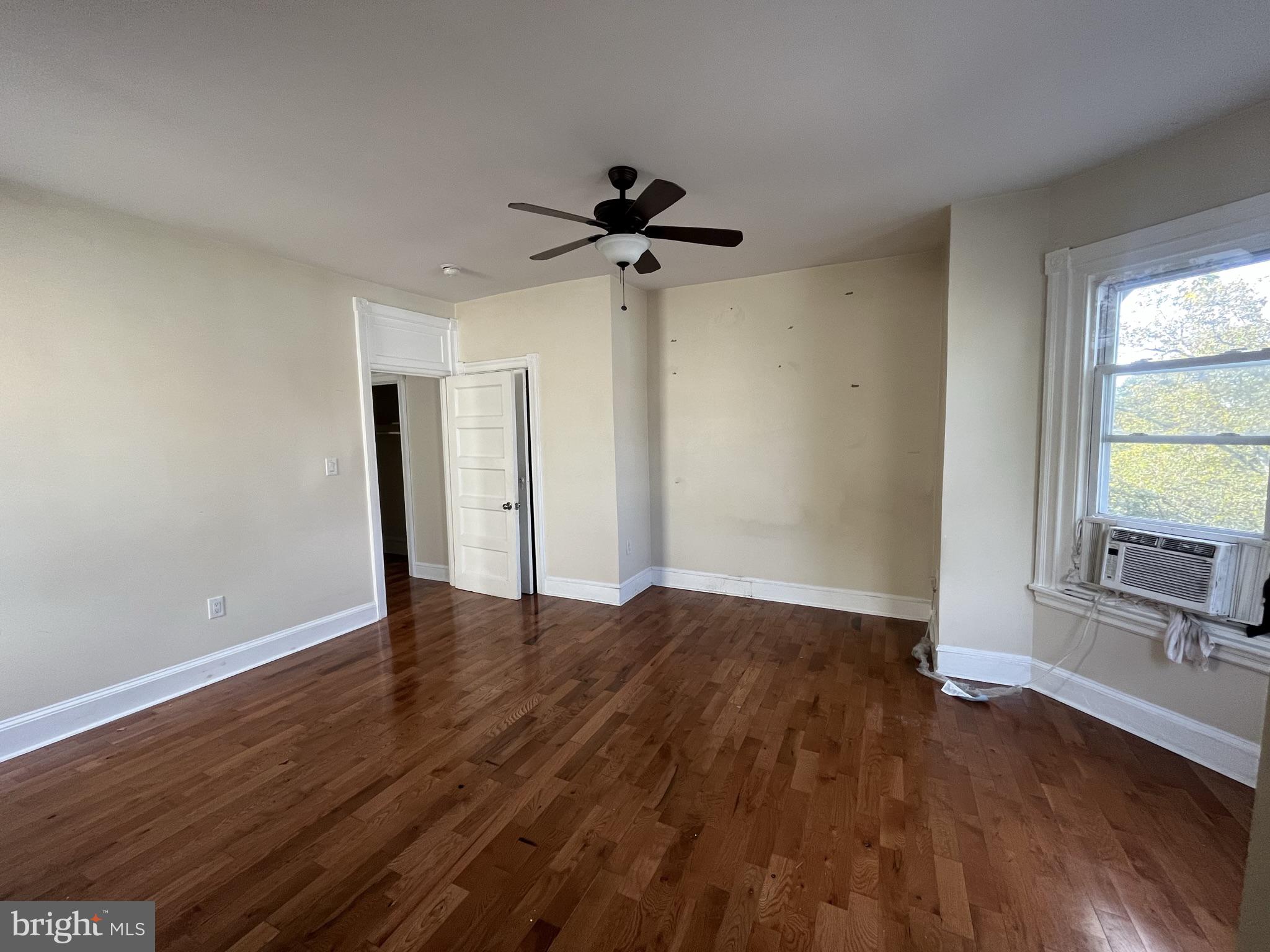 WALNUT HILL - Residential Lease