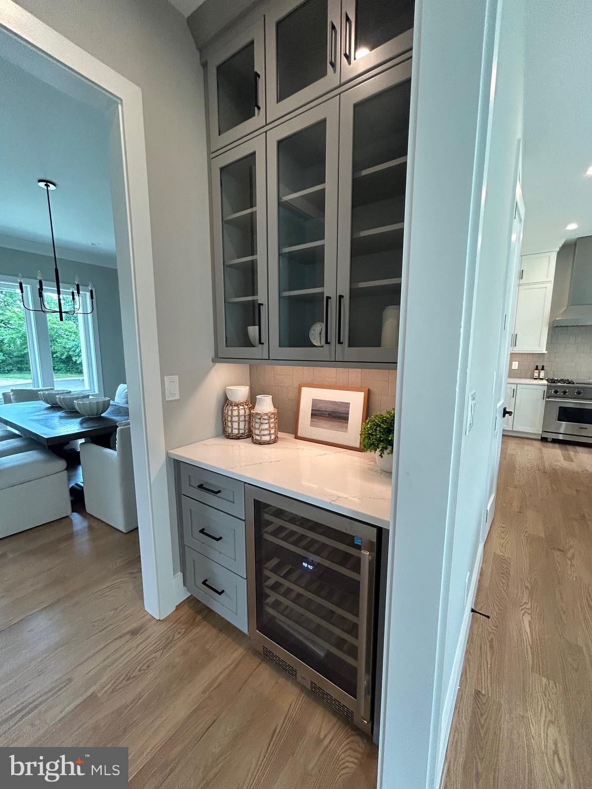 KENSINGTON ESTATES - Residential