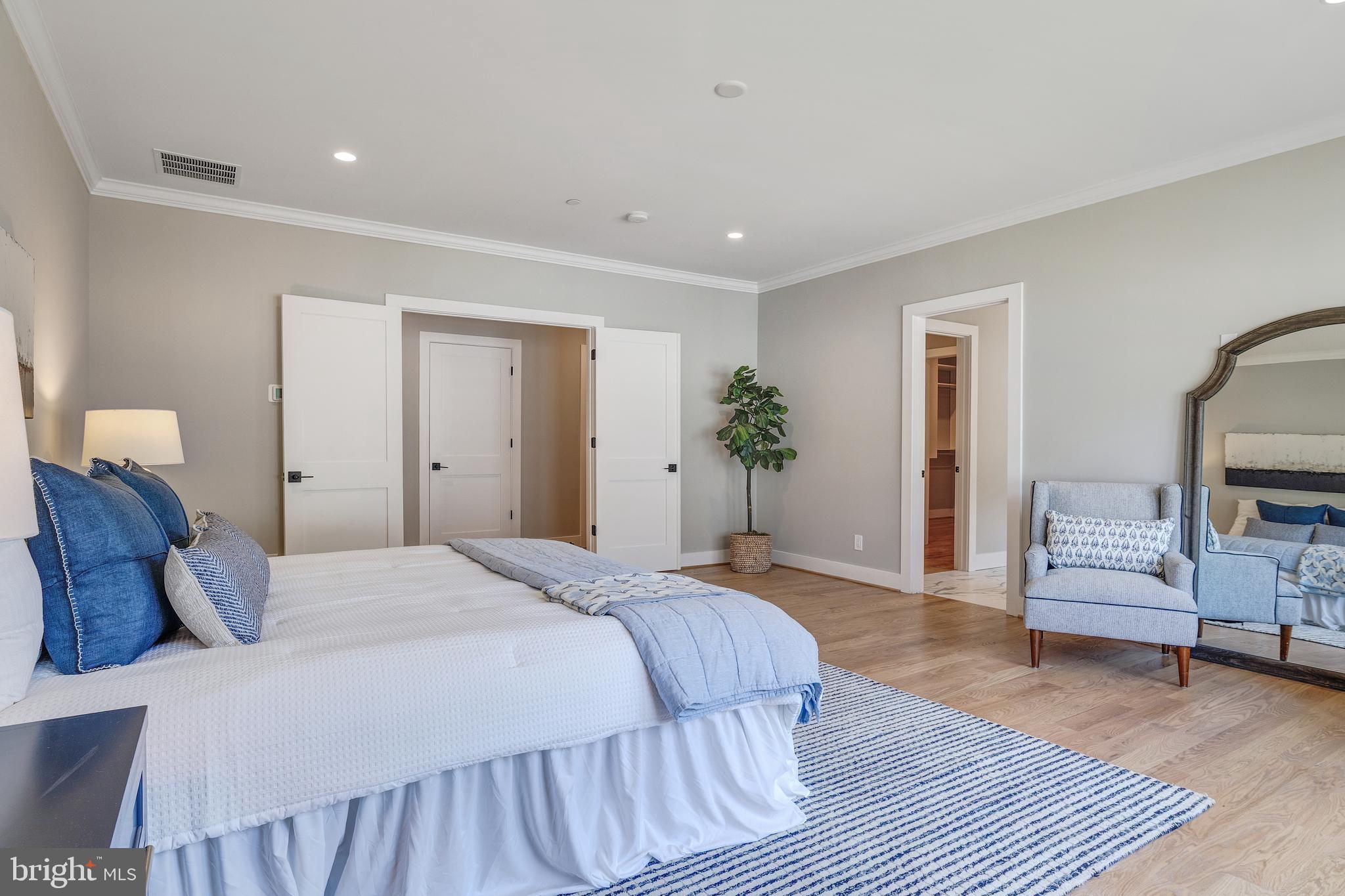 KENSINGTON ESTATES - Residential