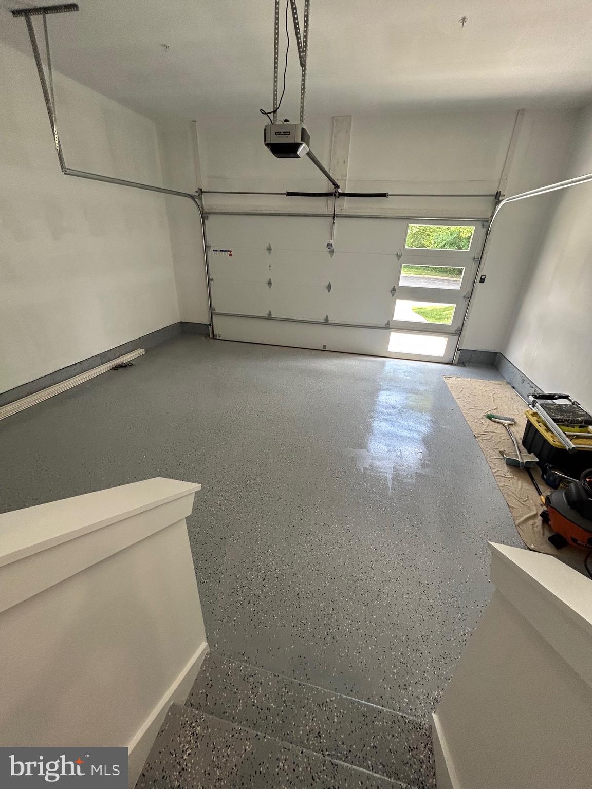 KENSINGTON ESTATES - Residential