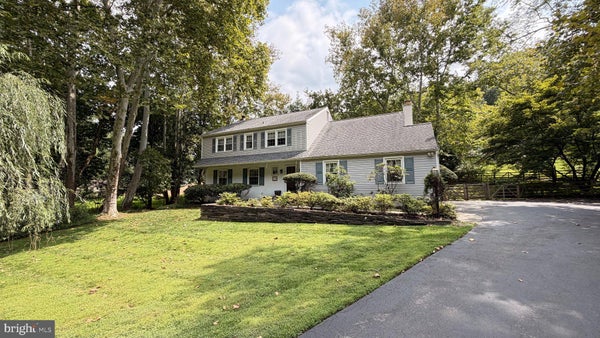 305 GARRISON WAY, CONSHOHOCKEN, PA 19428 - Image b6b2cce7efe035d18f8a318cfb8e9d13/4118259428