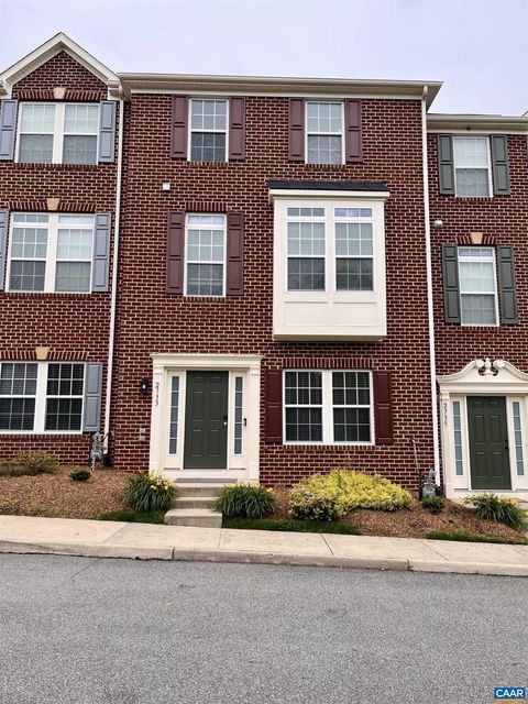 2733 ALDERSGATE WAY CHARLOTTESVILLE VA 22911