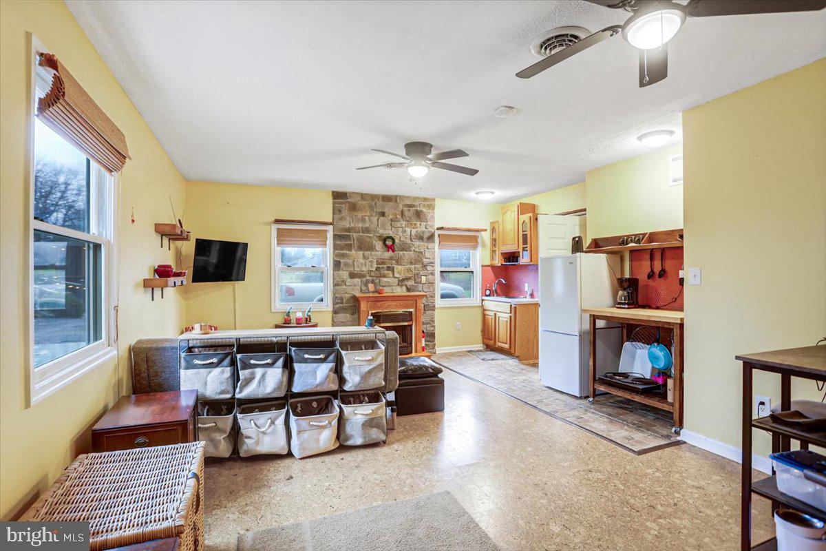 CARROLL VALLEY-K SECTION - Residential