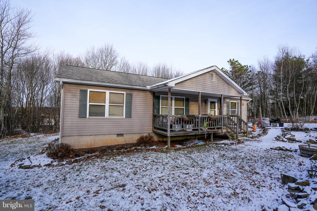 Photo of 1935 Ogden Drive, BLAKESLEE, PA 18610 (MLS # PAMR2005966)