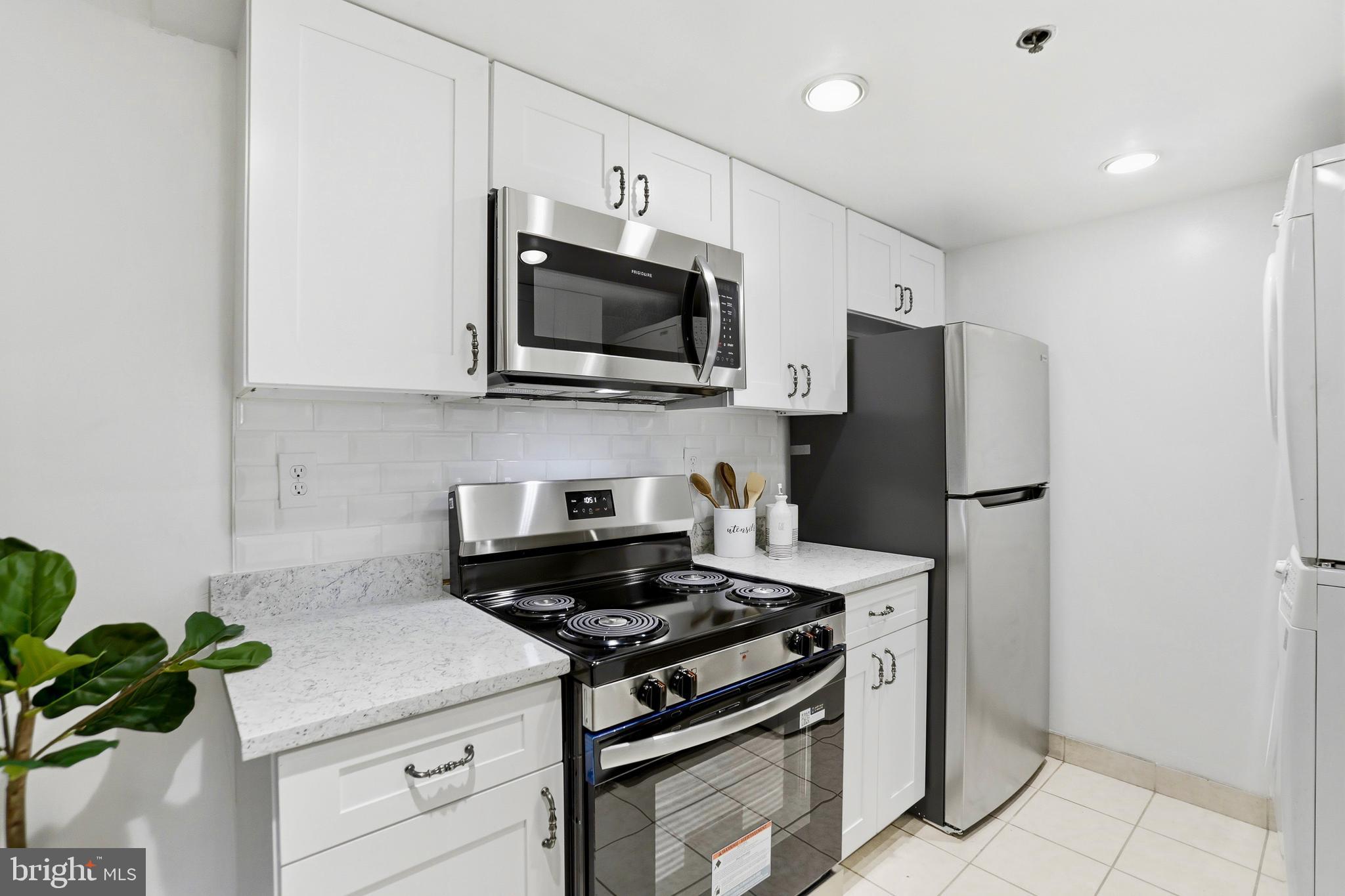5911 EDSALL ROAD 511