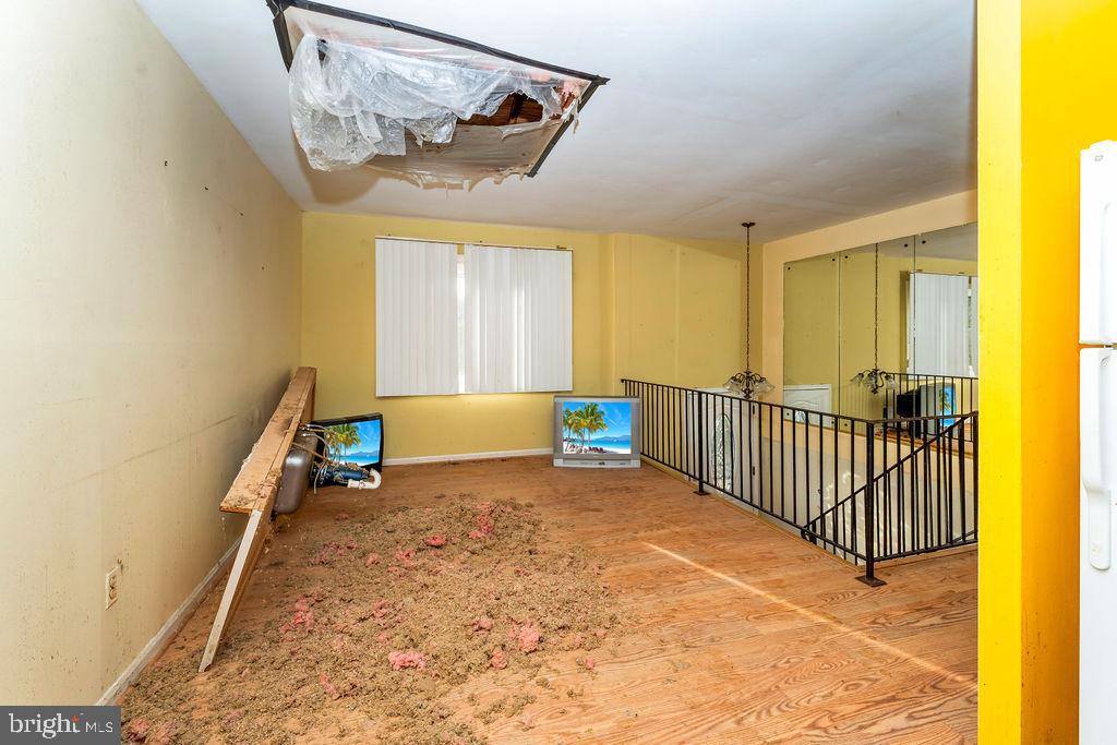 CARMODY HILLS - Residential