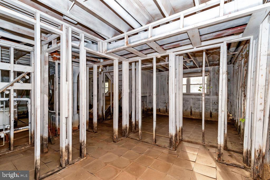 CARMODY HILLS - Residential