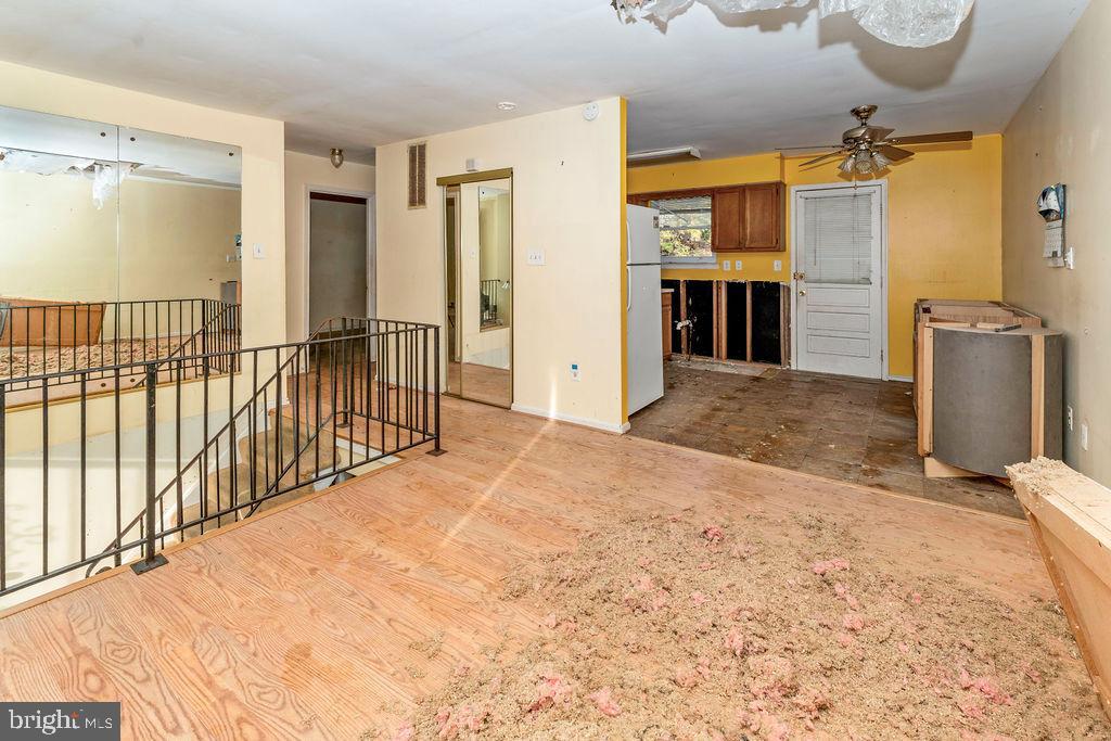 CARMODY HILLS - Residential