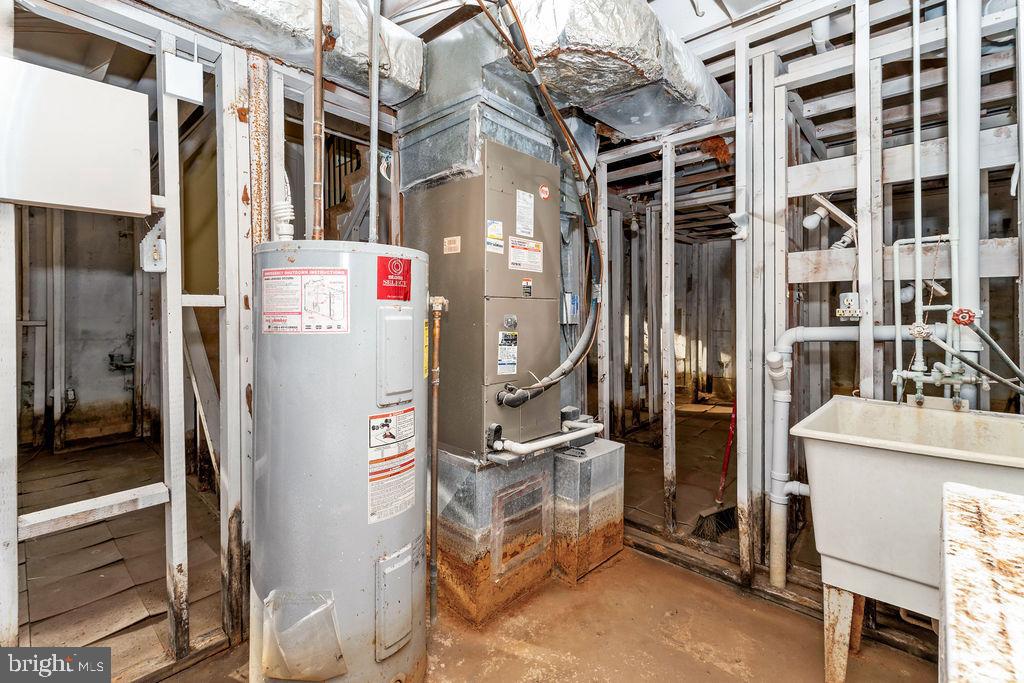 CARMODY HILLS - Residential