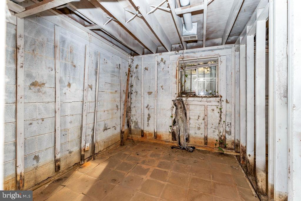 CARMODY HILLS - Residential