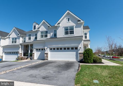 325 GOLDMAN DRIVE PHOENIXVILLE PA 19460