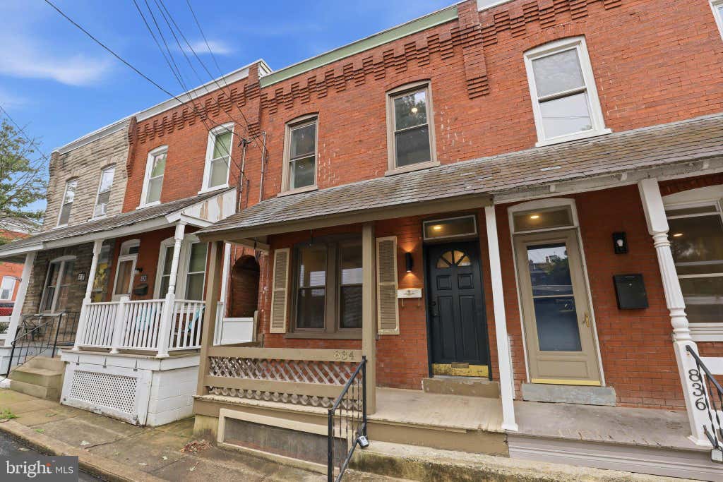 Photo of 834 Lake Street, LANCASTER, PA 17603 (MLS # PALA2092850)