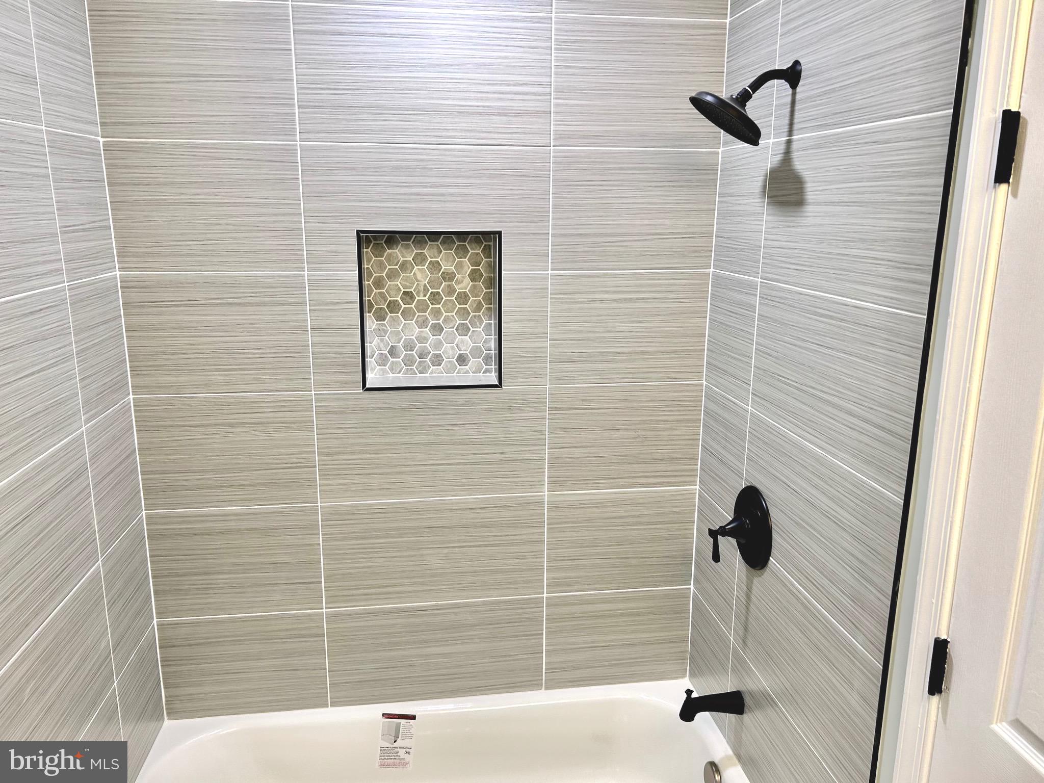 LANCASTER / WESTLAKE VILLAGE - Residential