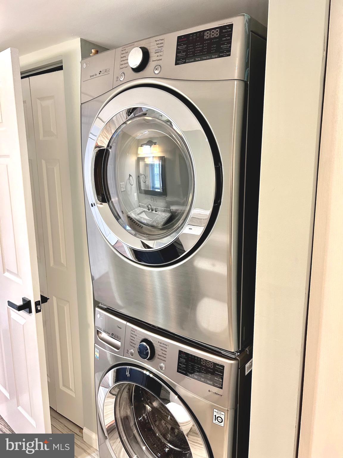 LANCASTER / WESTLAKE VILLAGE - Residential