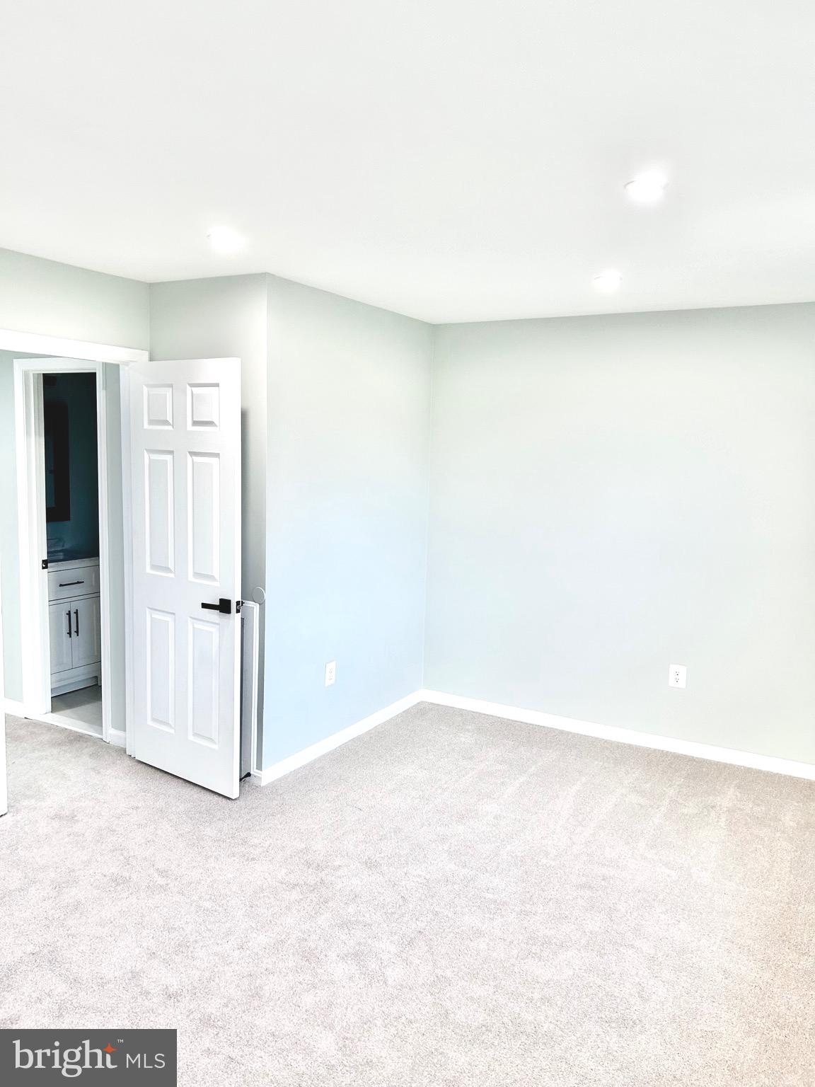 LANCASTER / WESTLAKE VILLAGE - Residential