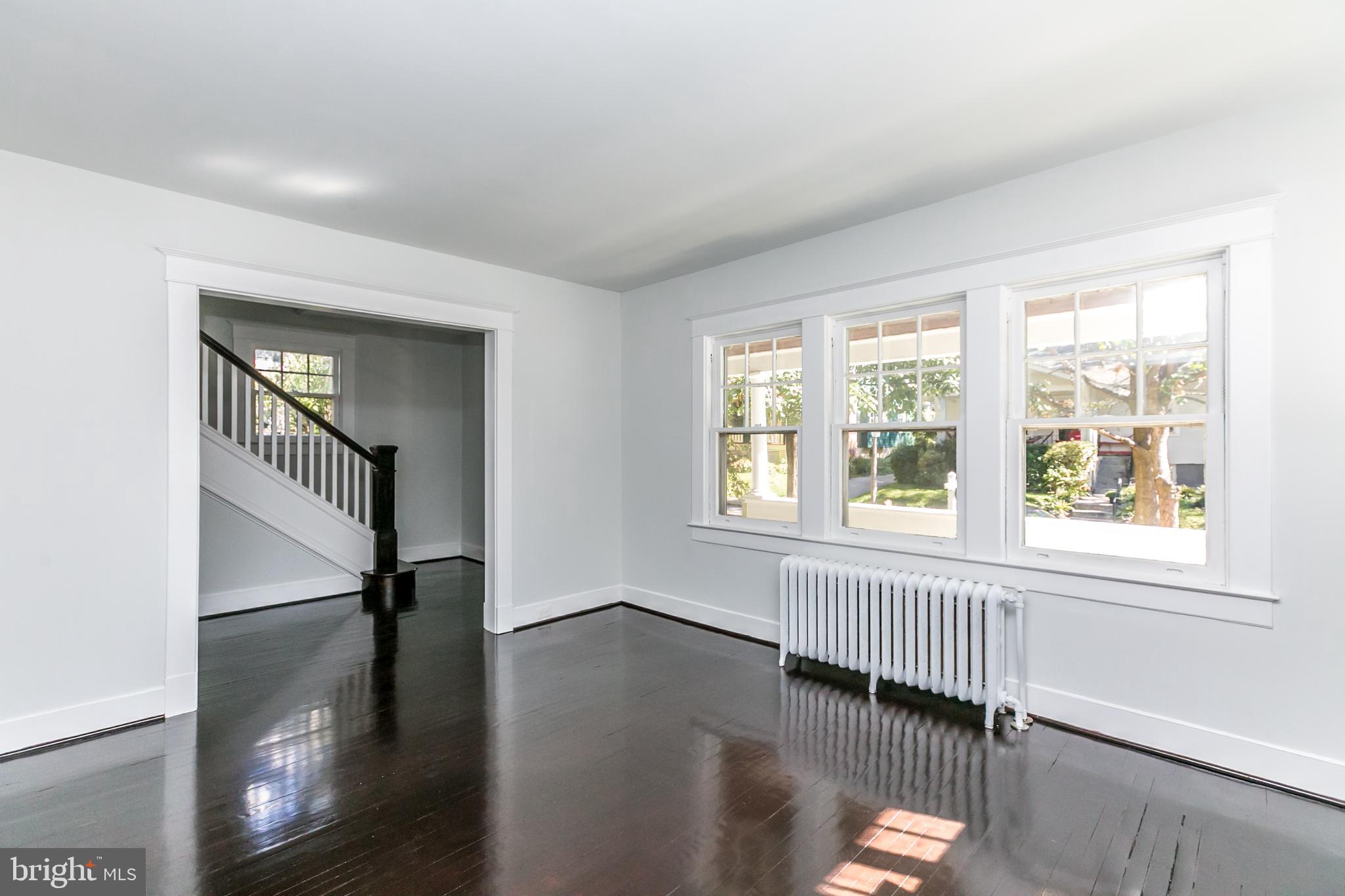 RADNOR WINSTON - Residential