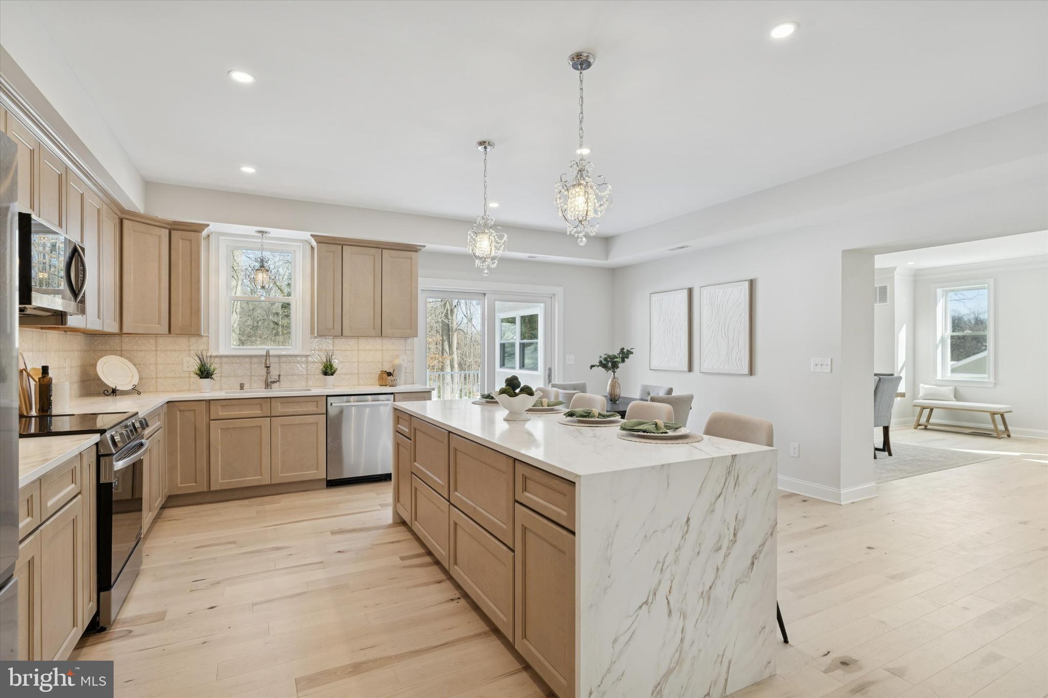 EDGEMONT - Residential