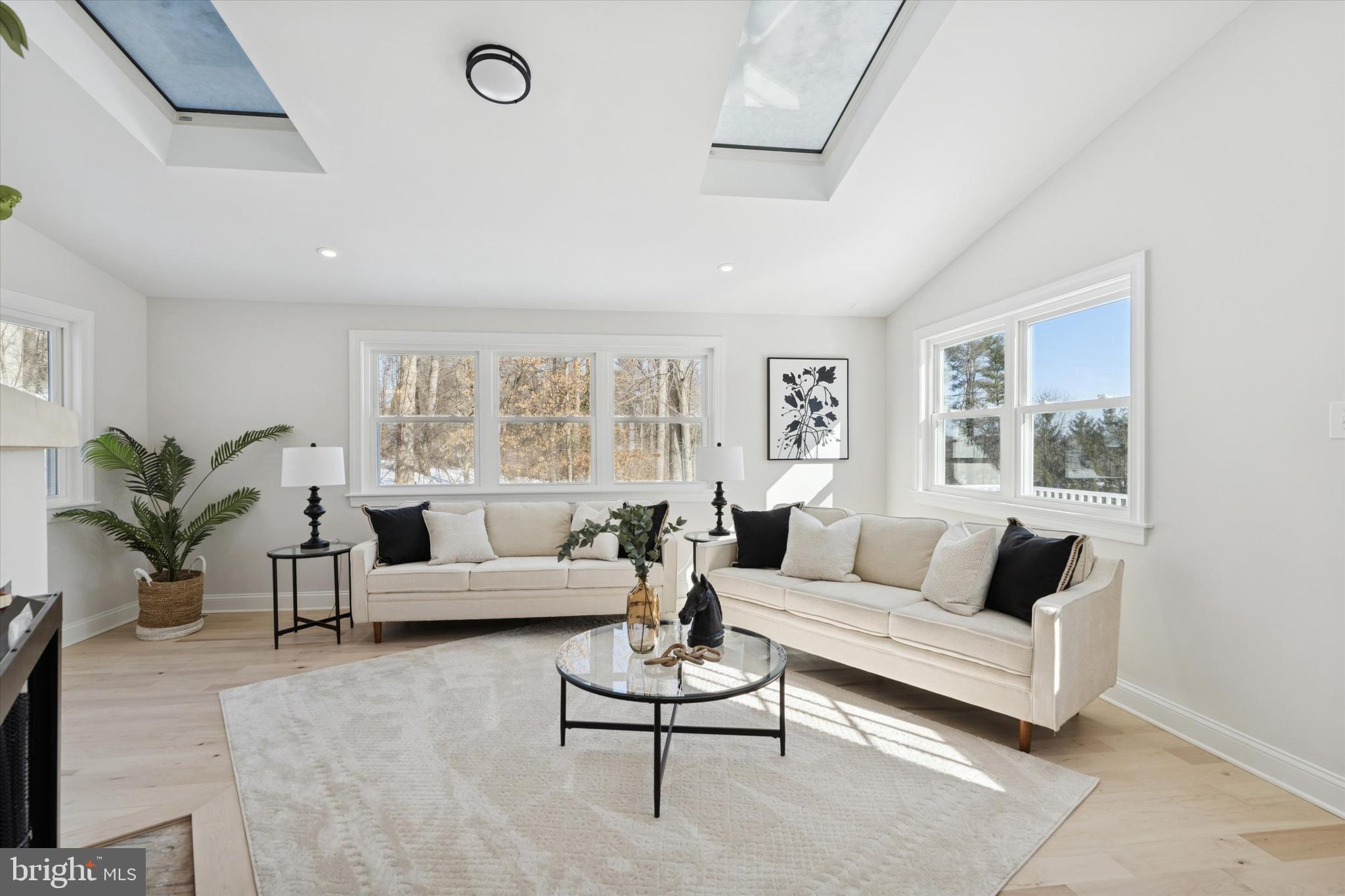 EDGEMONT - Residential