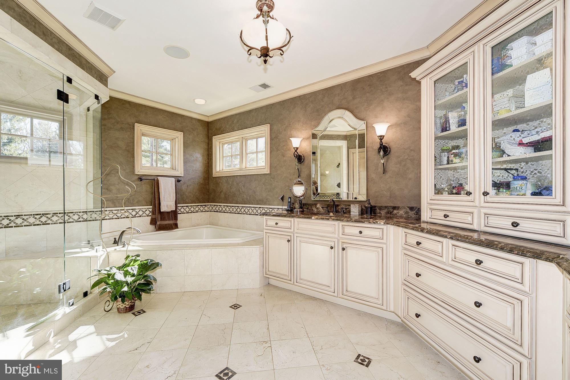 FAWCETT FARMS - Residential