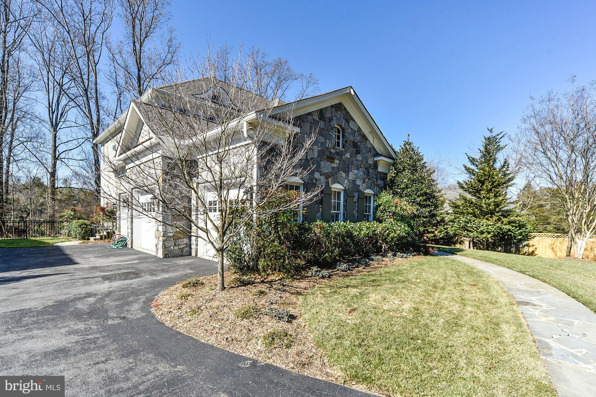 FAWCETT FARMS - Residential