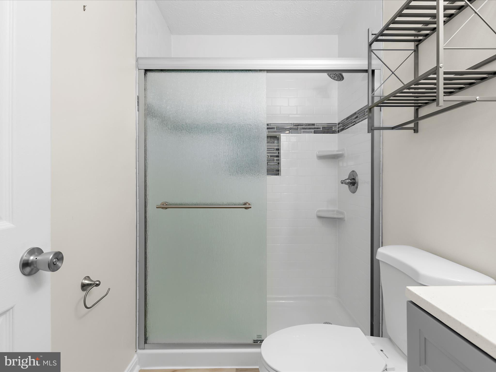 ANNAPOLIS OVERLOOK - Residential