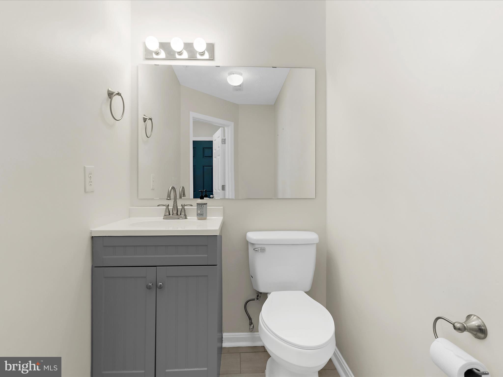 ANNAPOLIS OVERLOOK - Residential