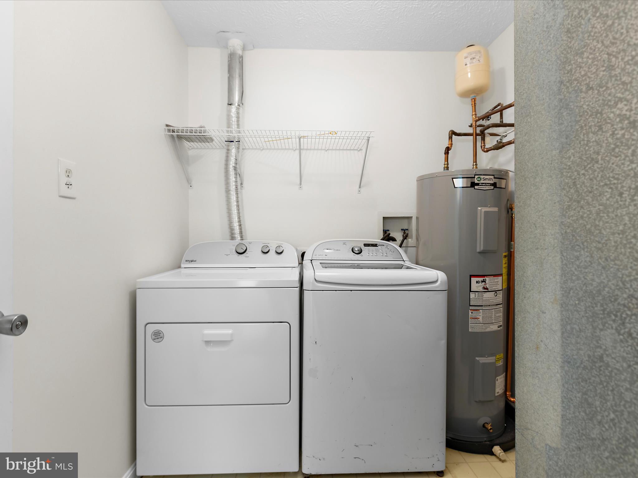 ANNAPOLIS OVERLOOK - Residential