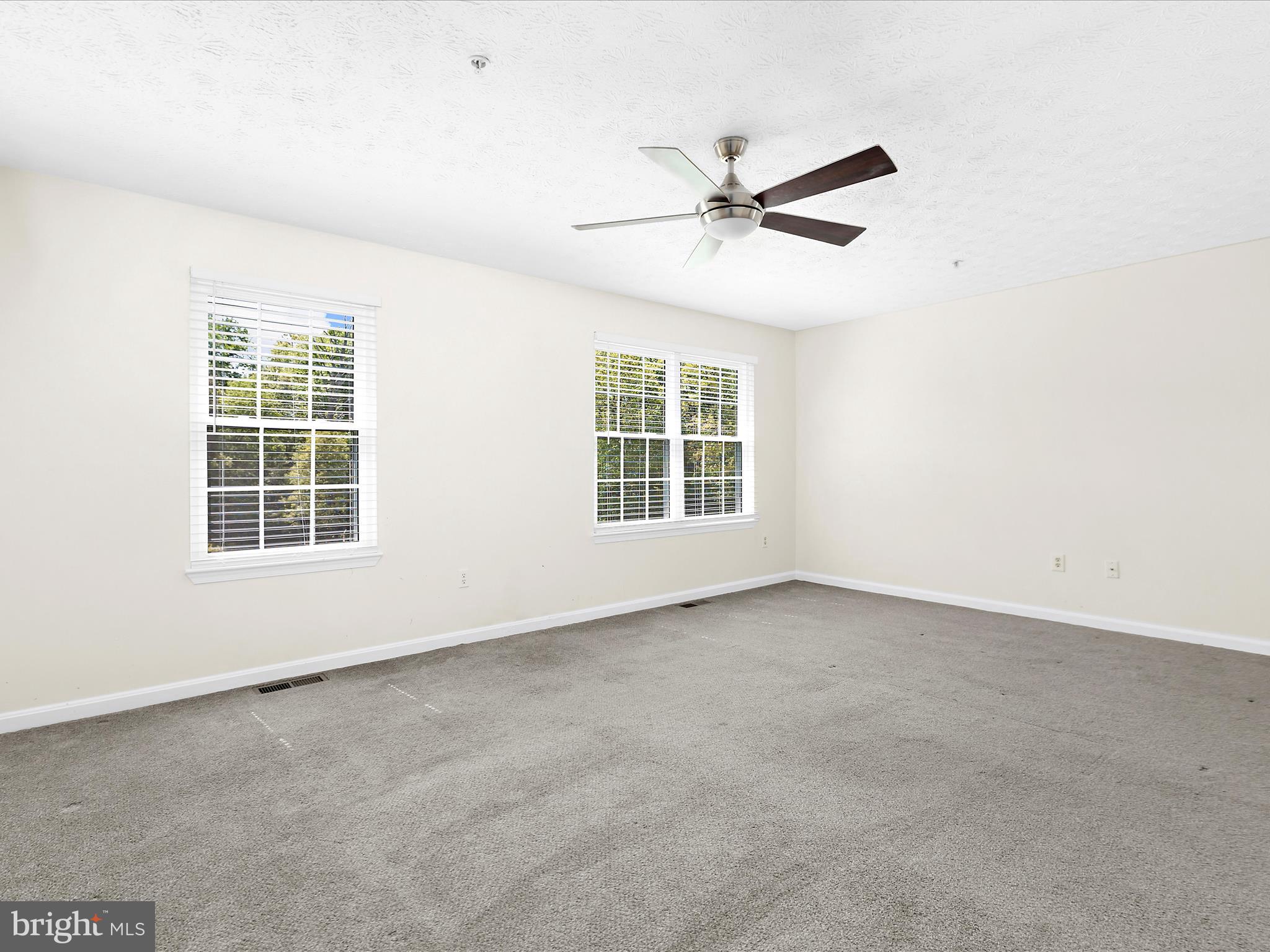 ANNAPOLIS OVERLOOK - Residential