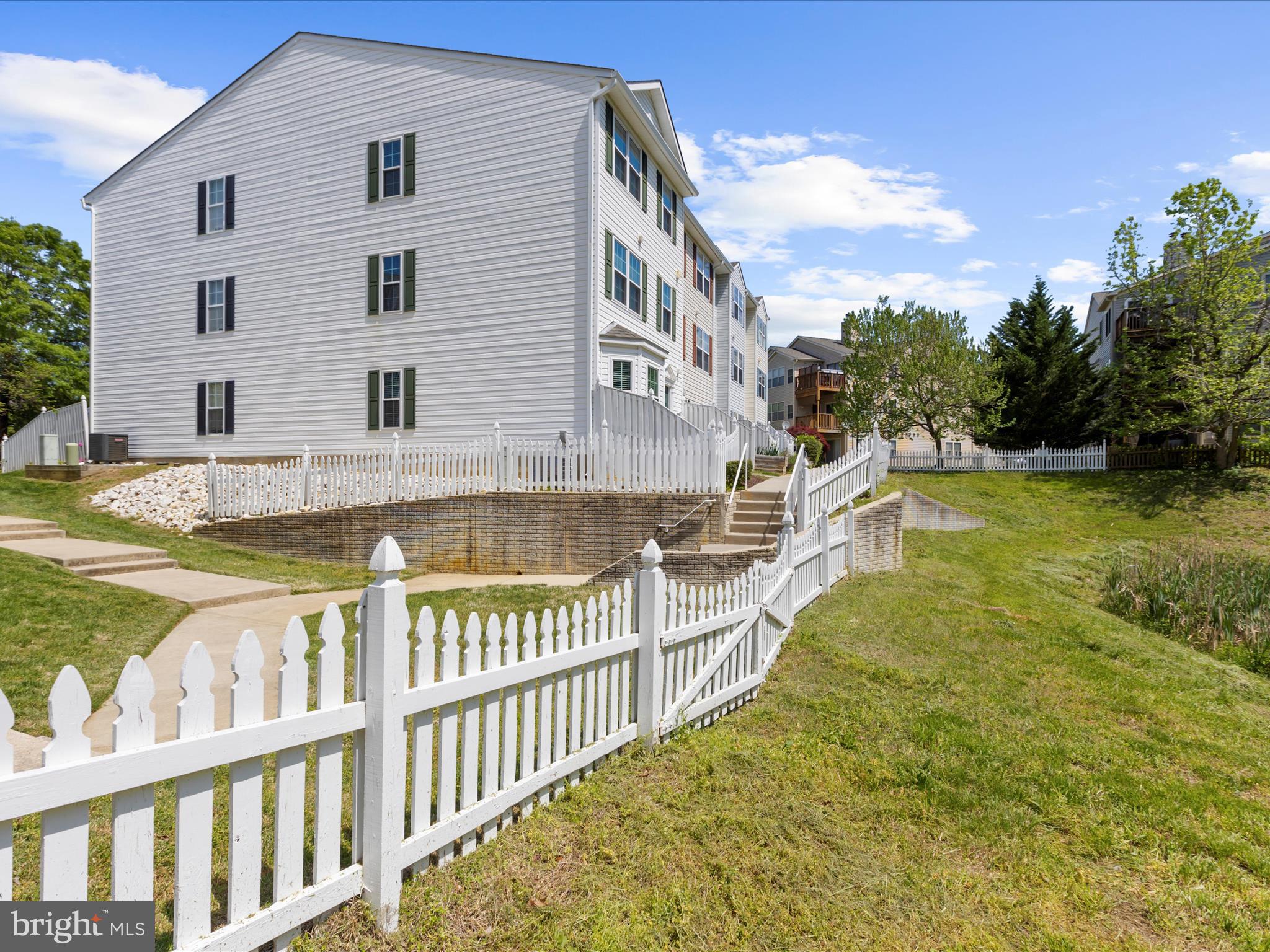 ANNAPOLIS OVERLOOK - Residential