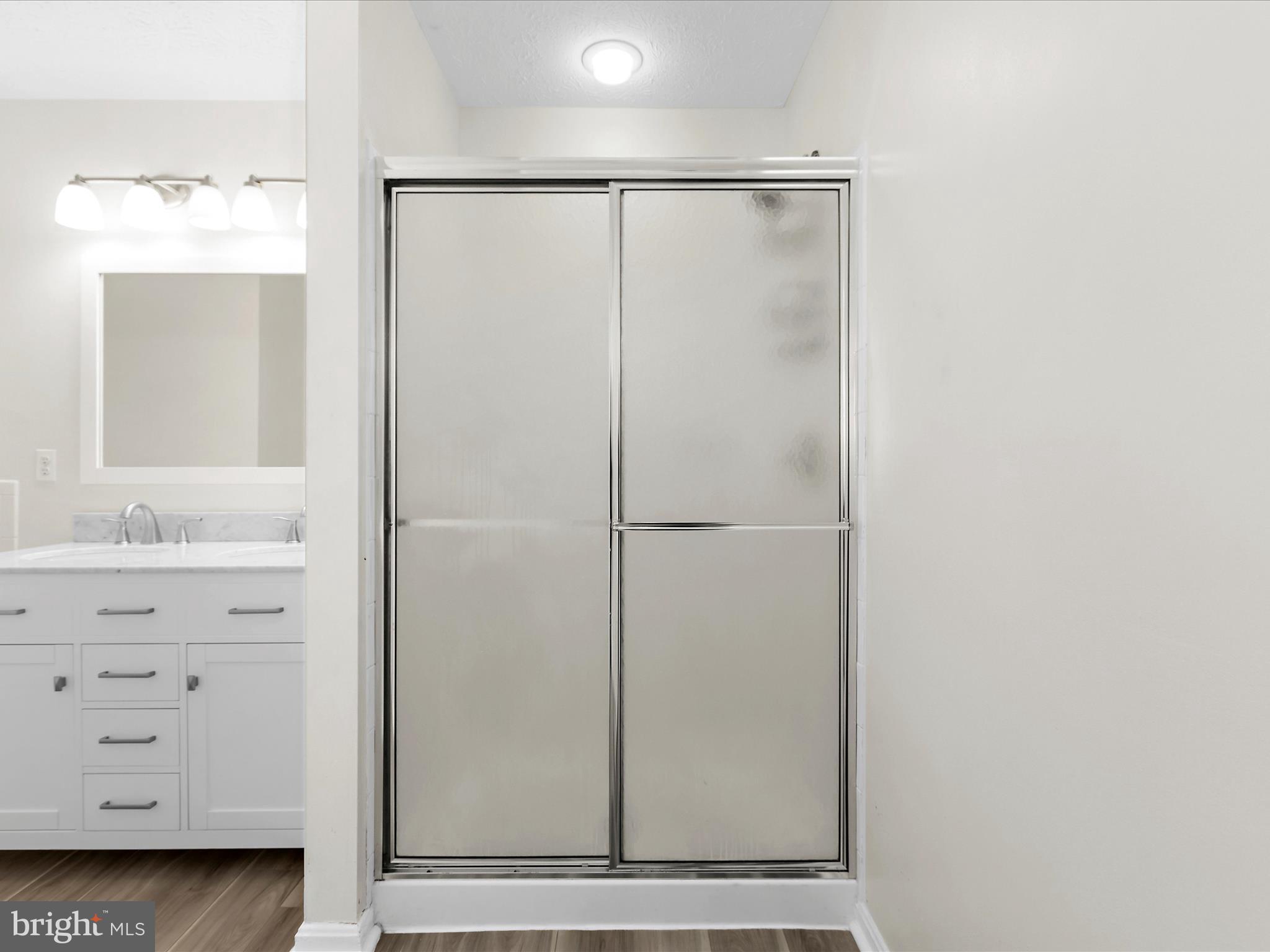 ANNAPOLIS OVERLOOK - Residential