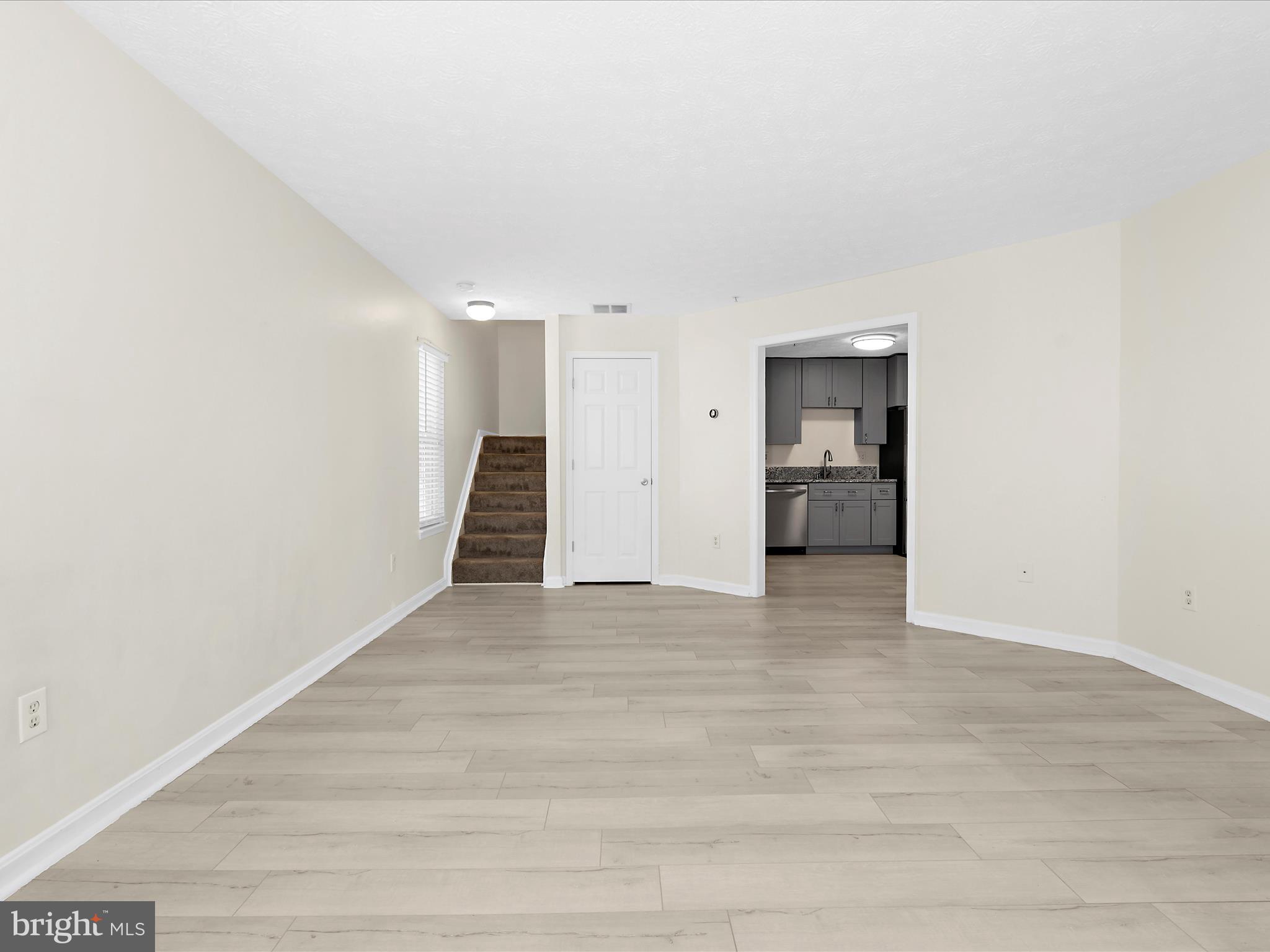 ANNAPOLIS OVERLOOK - Residential