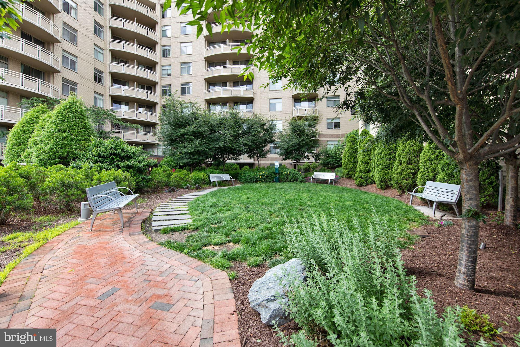 CRESCENT PLAZA - Residential