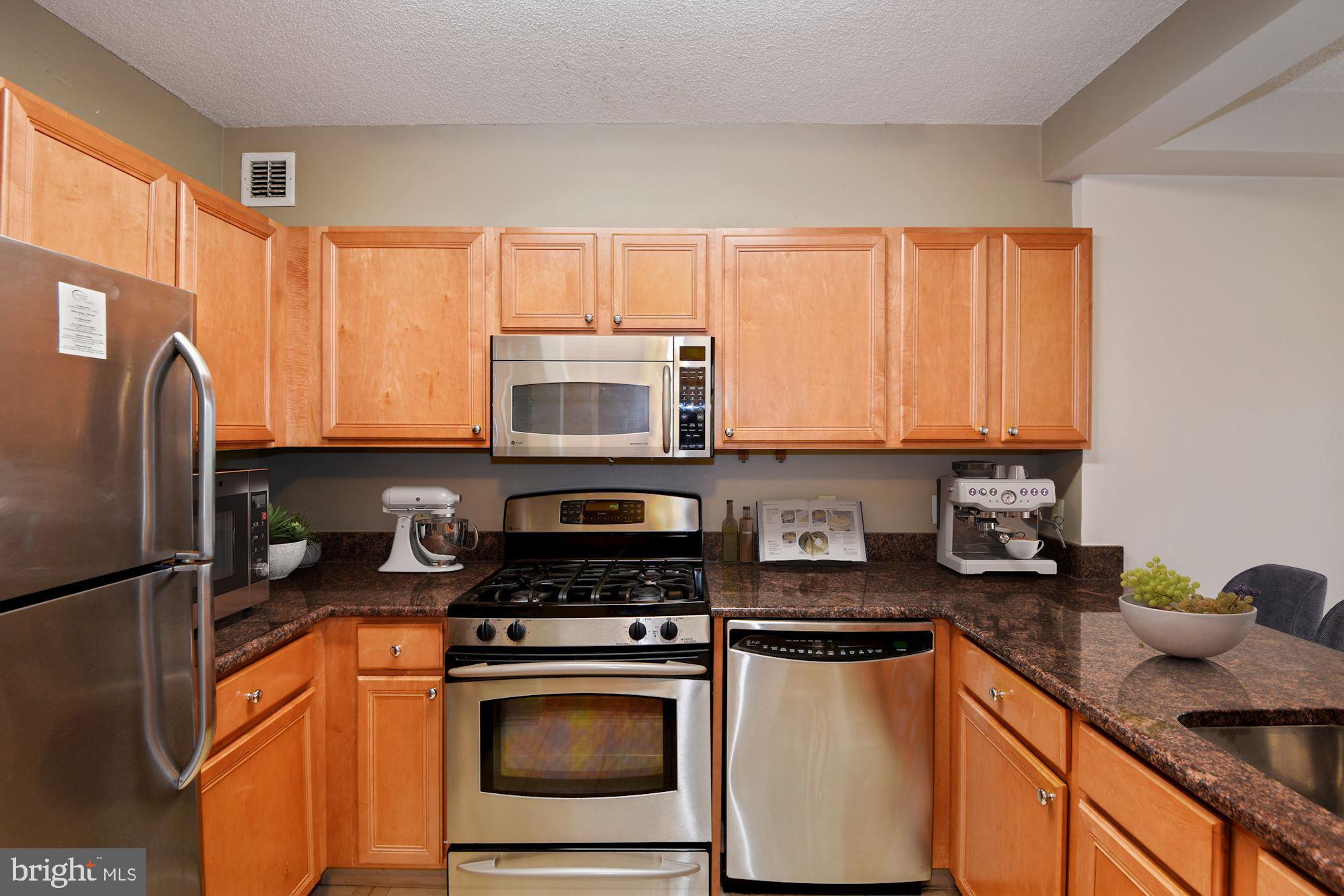 CRESCENT PLAZA - Residential