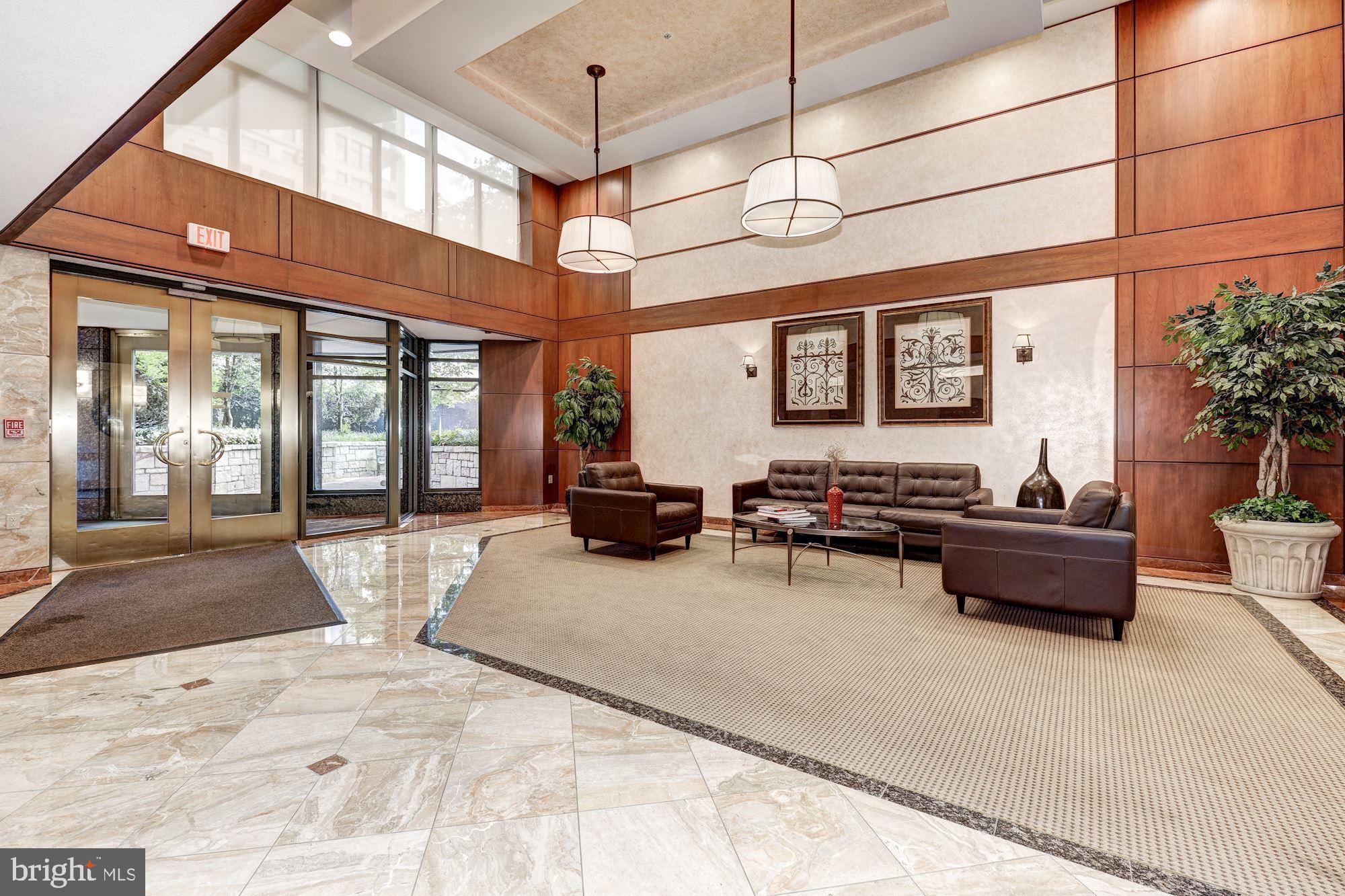 CRESCENT PLAZA - Residential