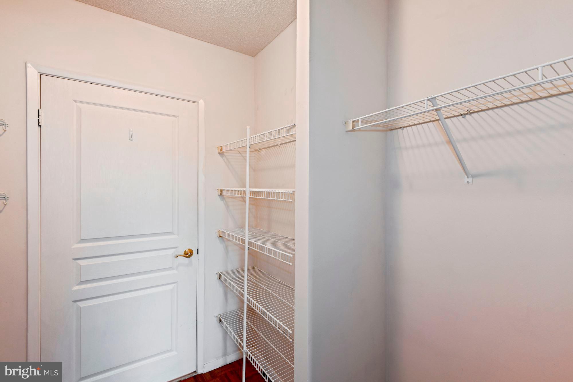 CRESCENT PLAZA - Residential