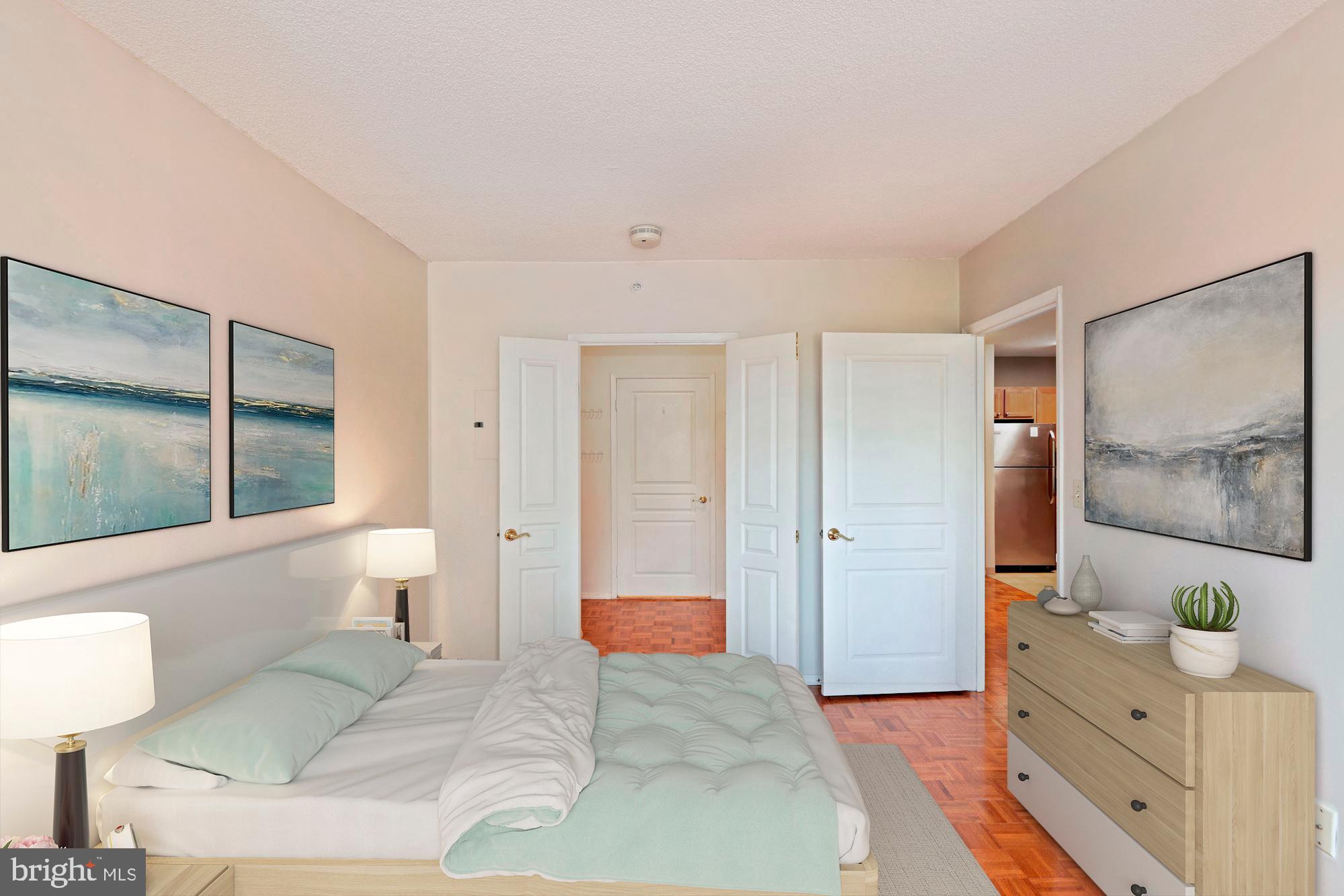 CRESCENT PLAZA - Residential