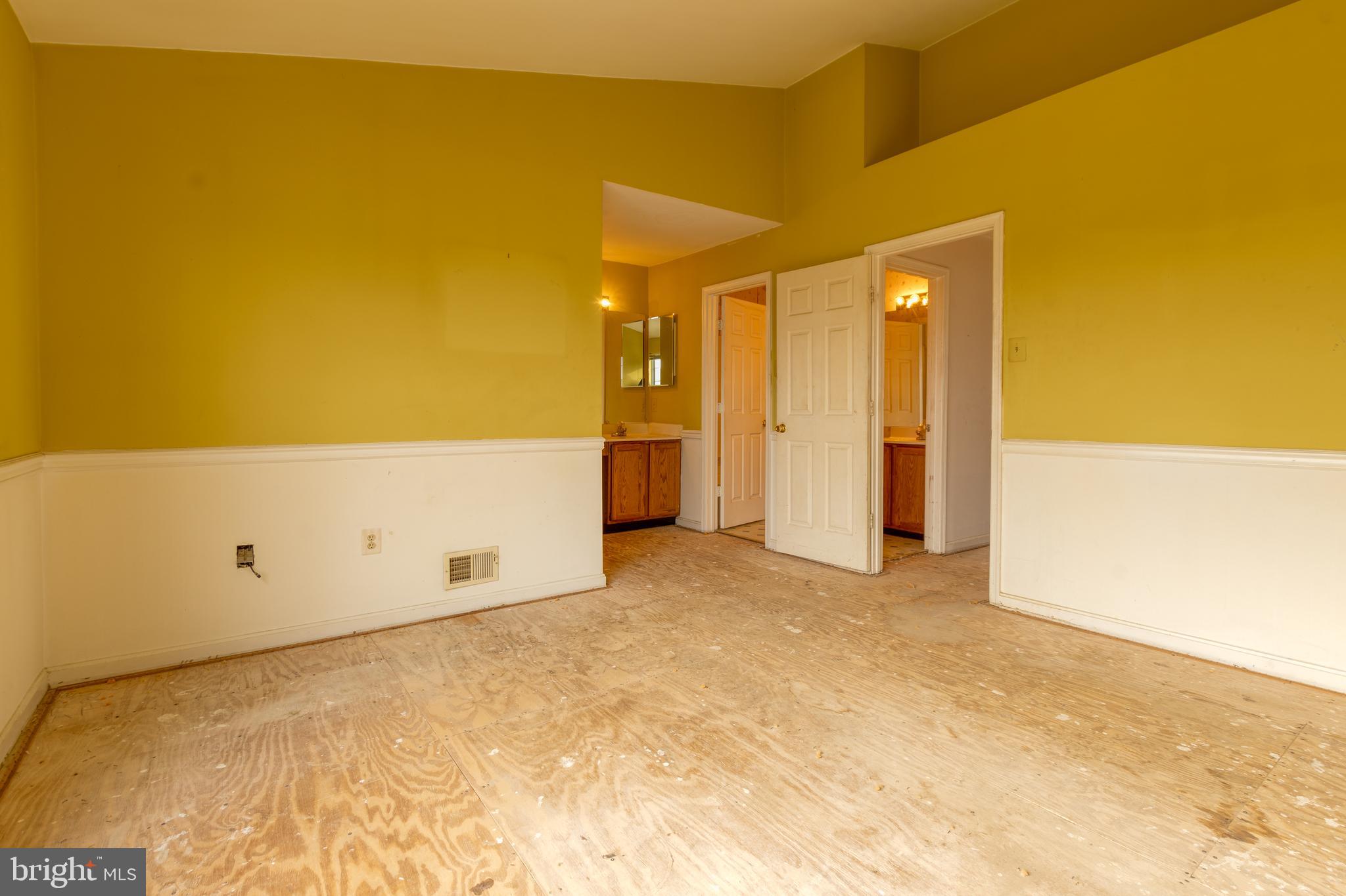 SILVER HILL FARM - Residential