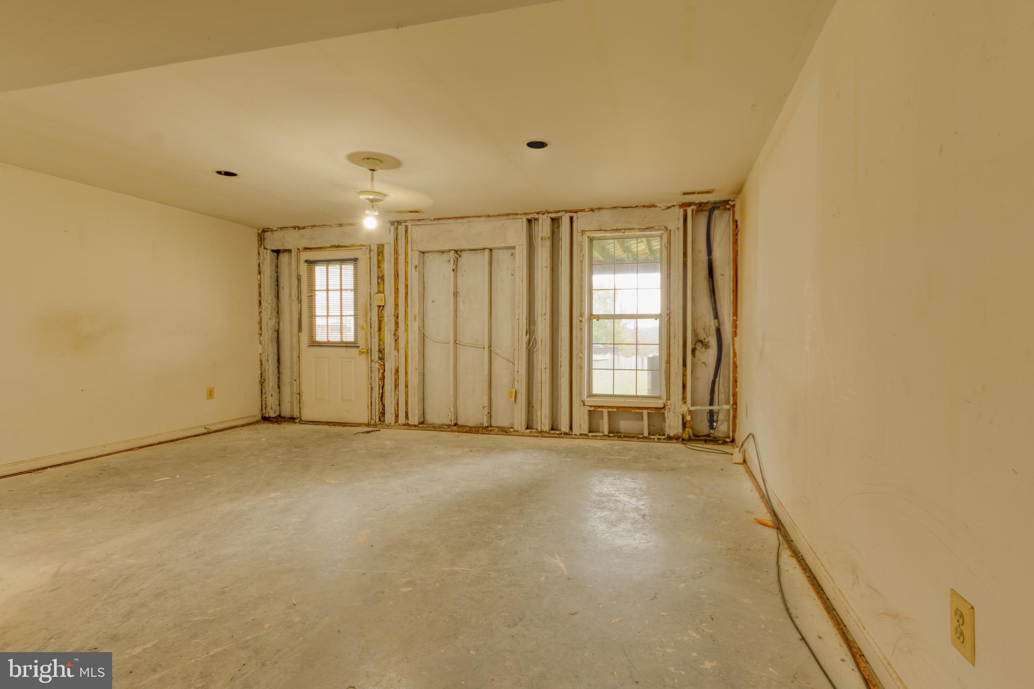 SILVER HILL FARM - Residential