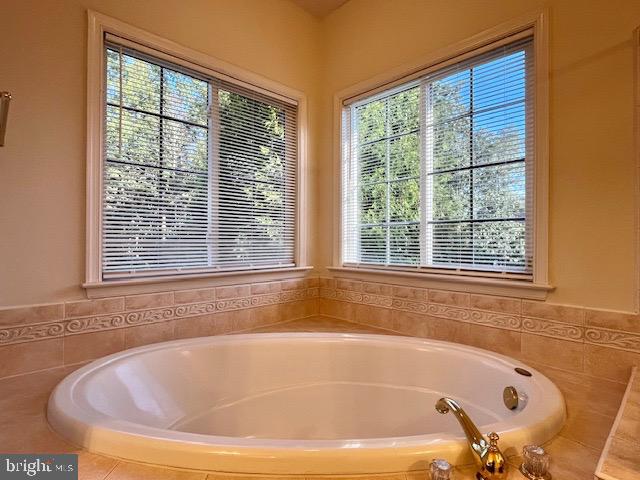 CROSSMAN CREEK - Residential Lease