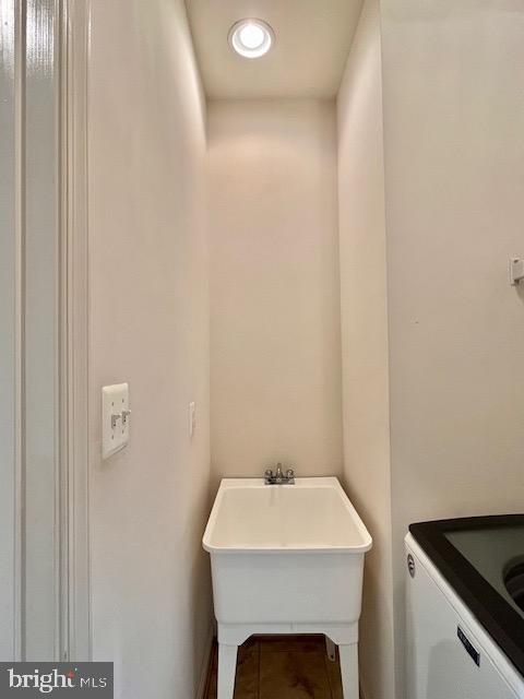 CROSSMAN CREEK - Residential Lease