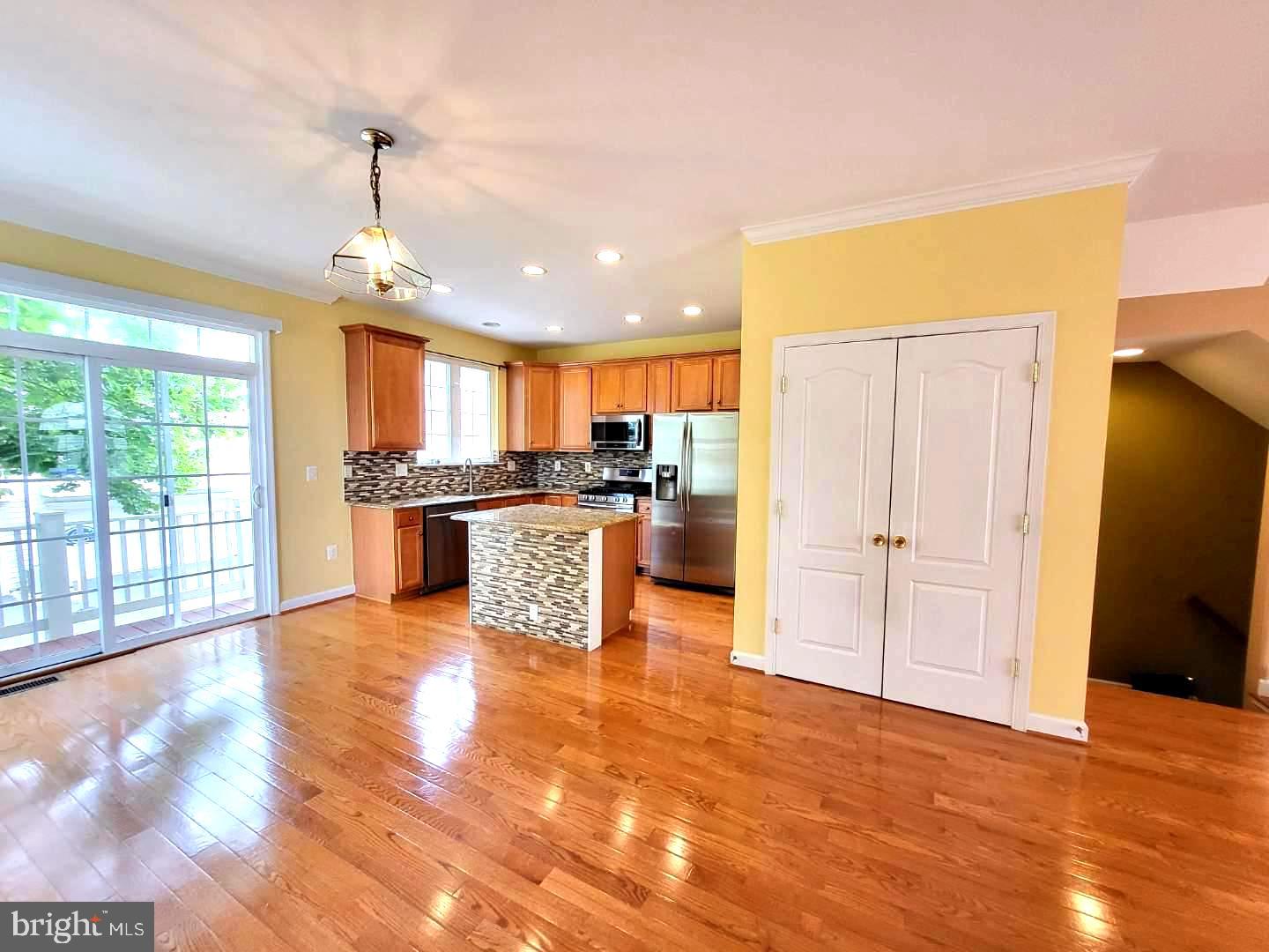 BELMONT BAY - Residential