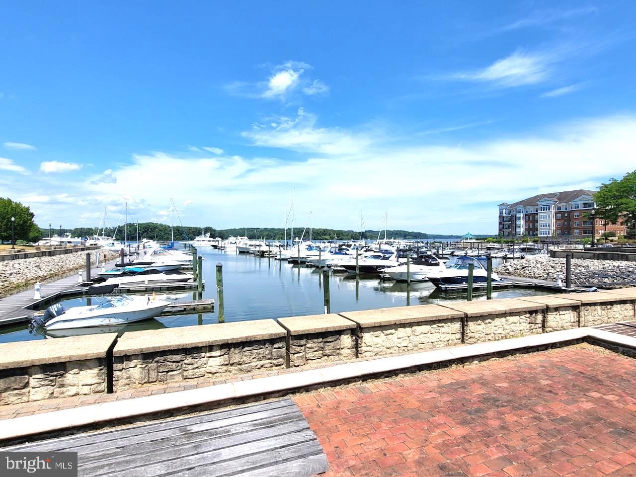 BELMONT BAY - Residential