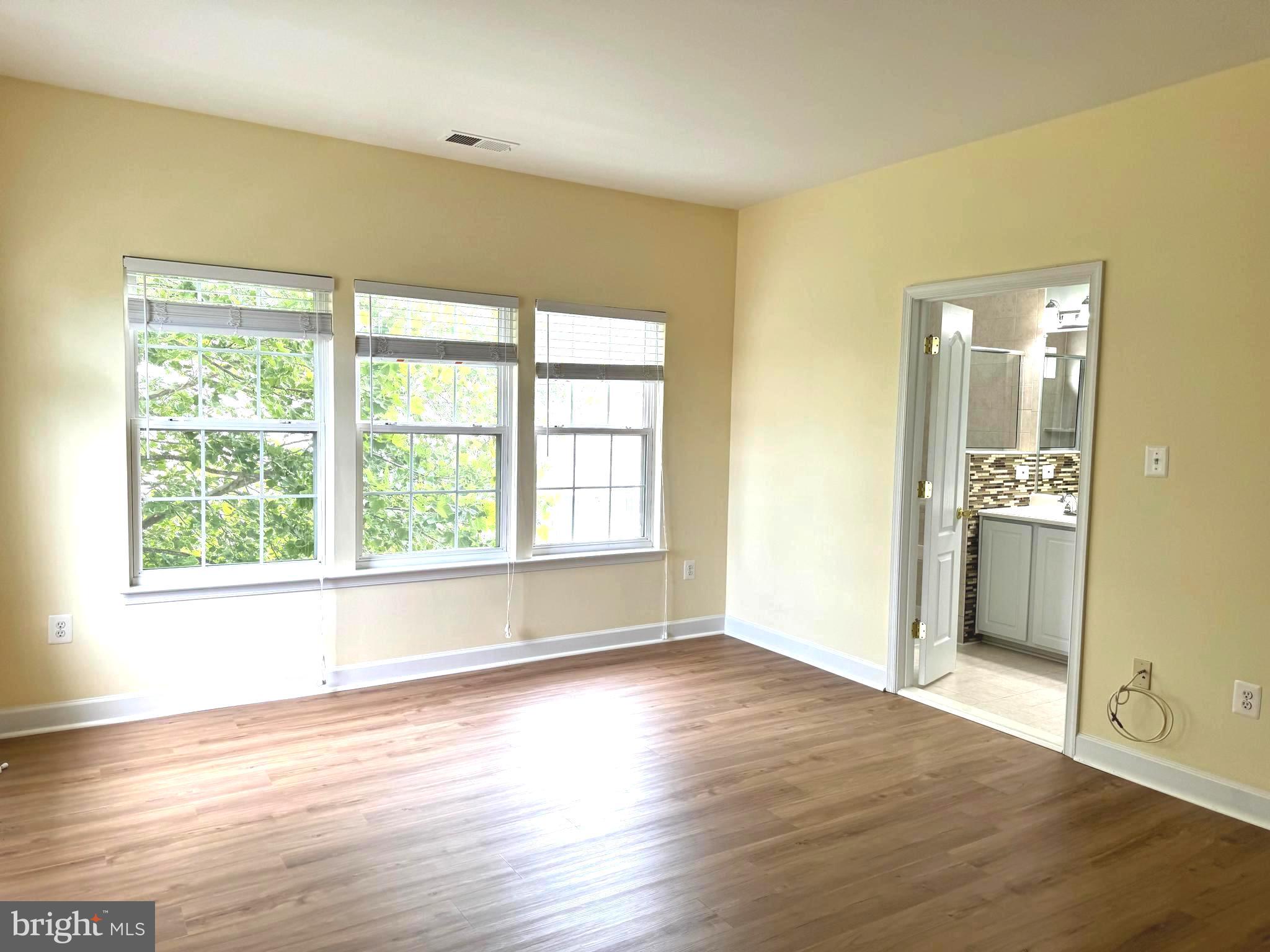 BELMONT BAY - Residential