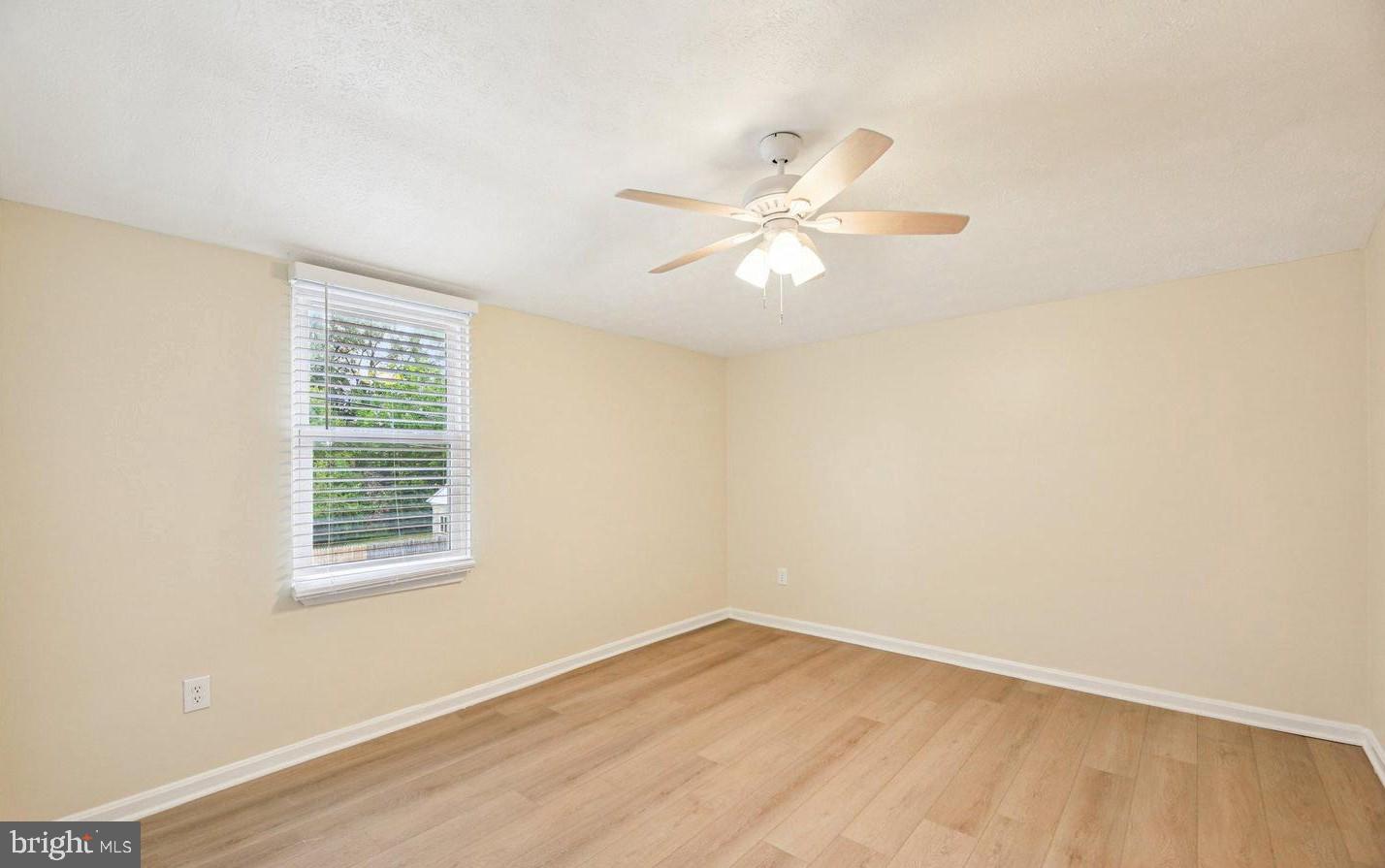 PARKVIEW COURT - Residential Lease