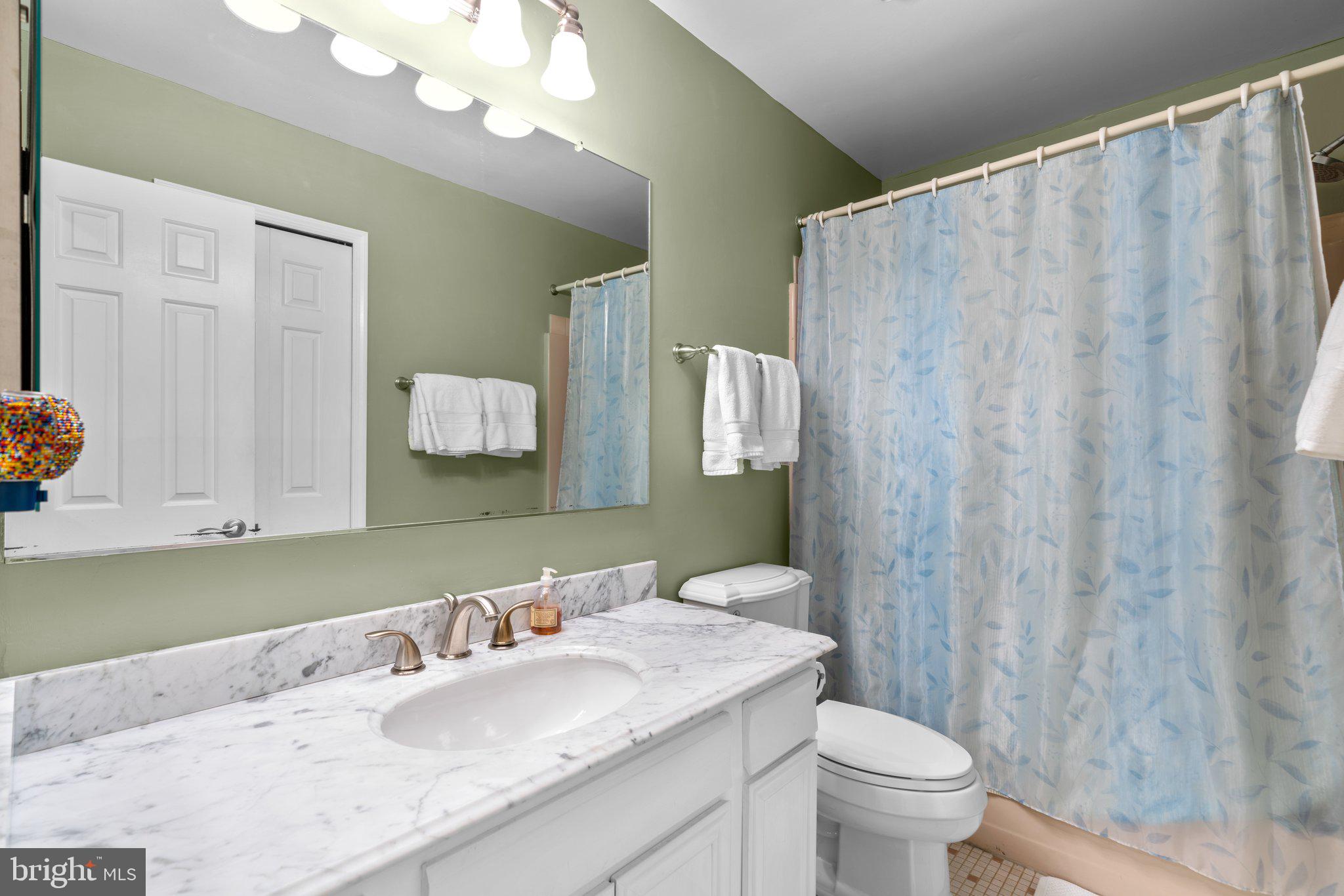 GLENMONT - Residential