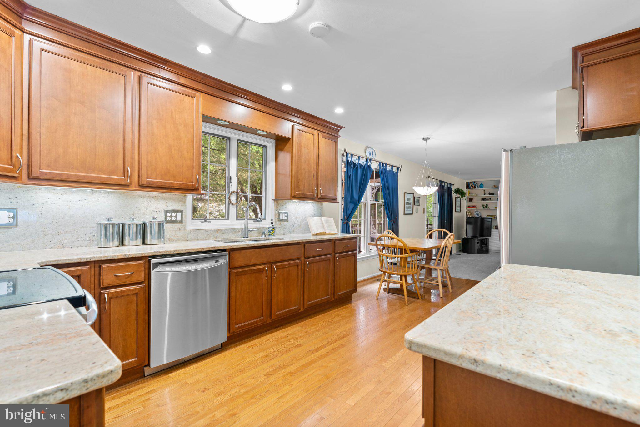 GLENMONT - Residential