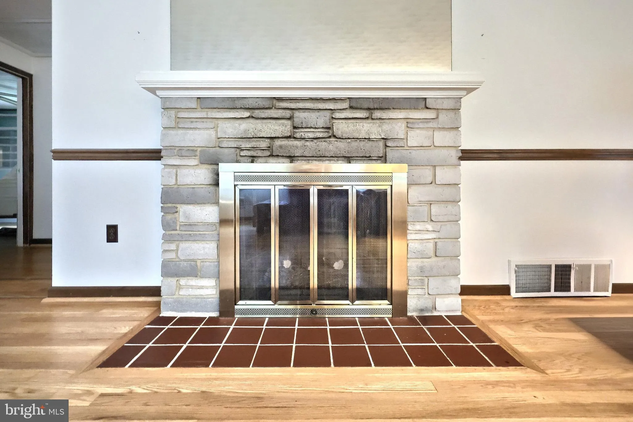 York, Pennsylvania 17403, United States, 3 Bedrooms Bedrooms, ,2 BathroomsBathrooms,Residential,Pending,231719